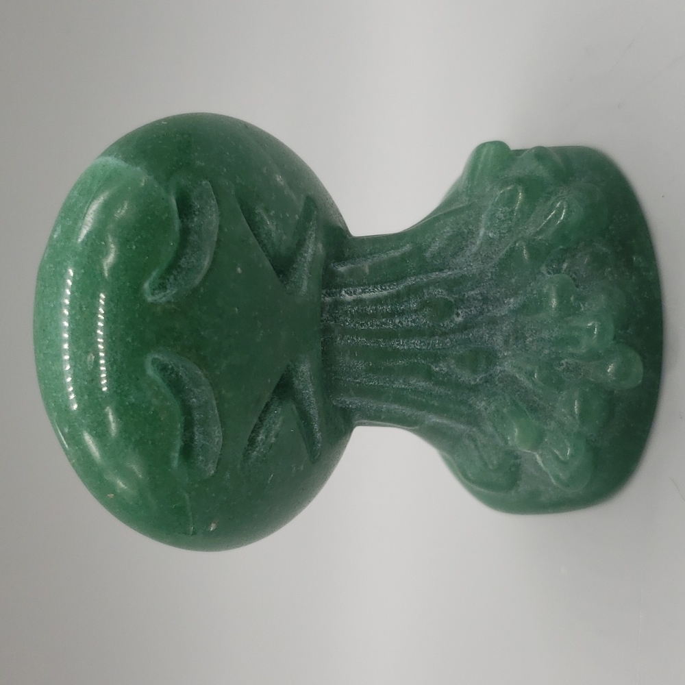 Green Aventurine 🤮 emoji